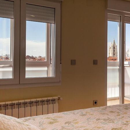 The View - Apartamento Reformado Con Vistas A La Catedral - Leonapartamentos Zewnętrze zdjęcie